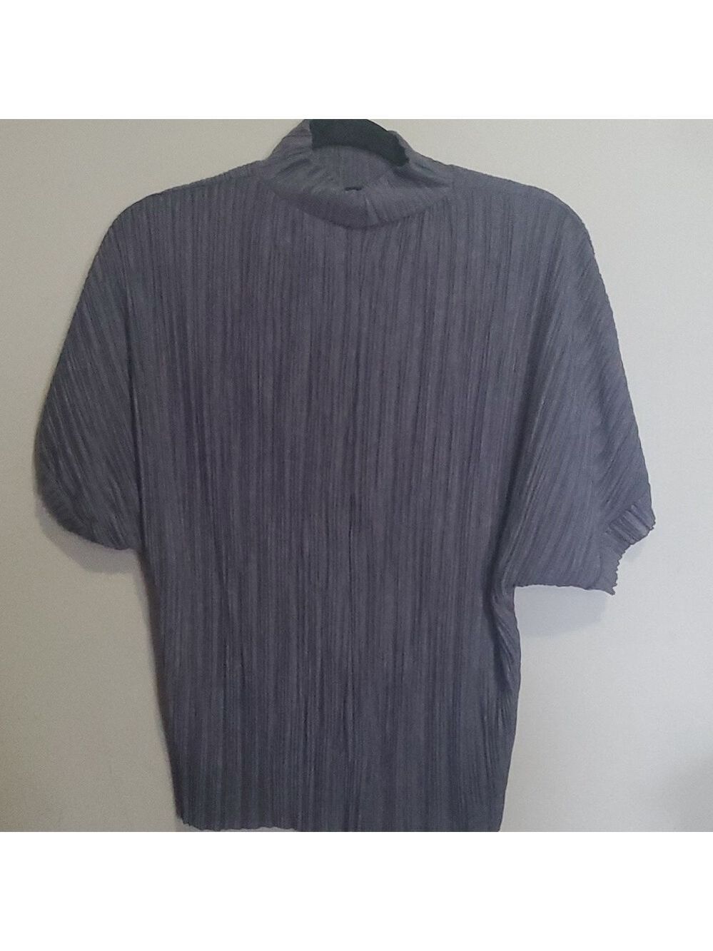 Zara top size small